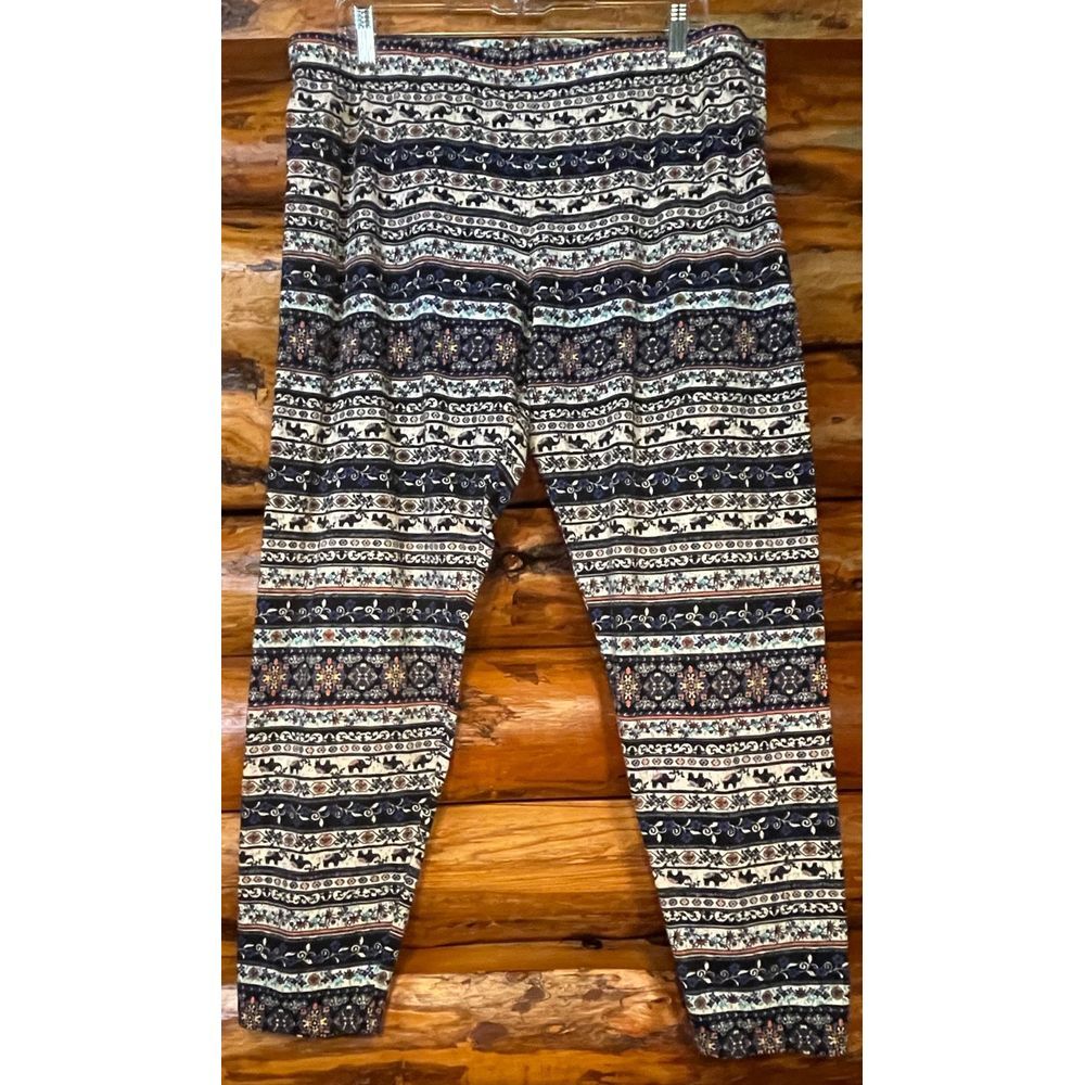 Ladies Pants by‎ Cato Size XL